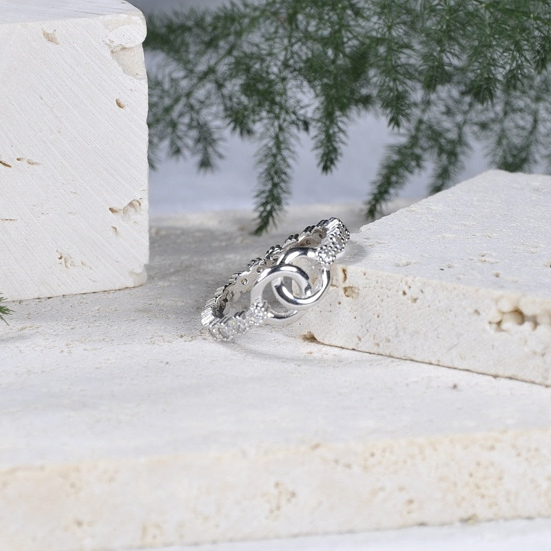 Best Bi♥︎ches In Heart And Soul Matching Pavé Interlocking Rings
