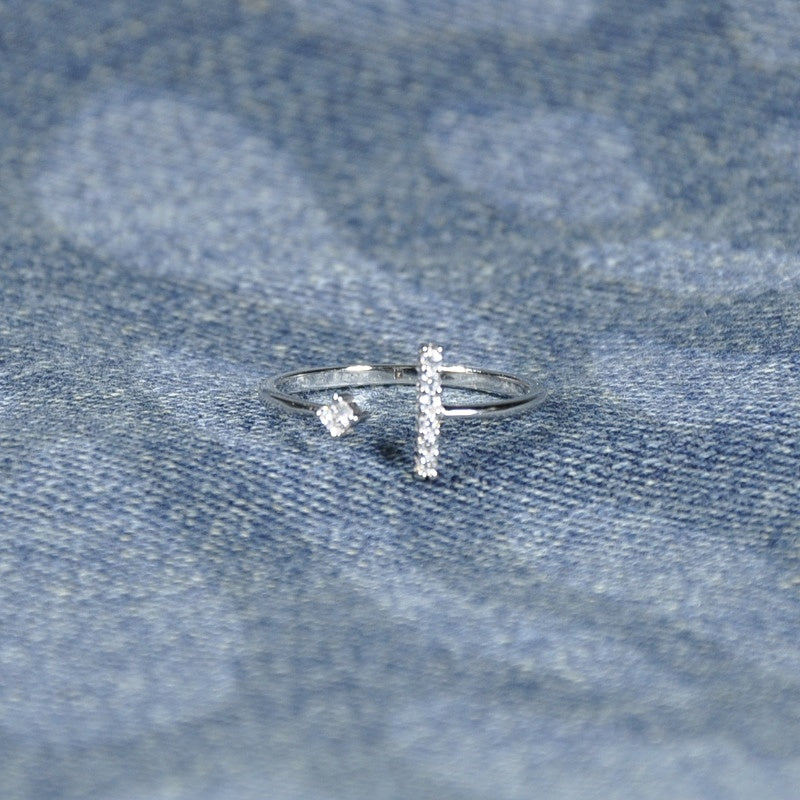 Girl Gang Minimalist T Shaped Ring