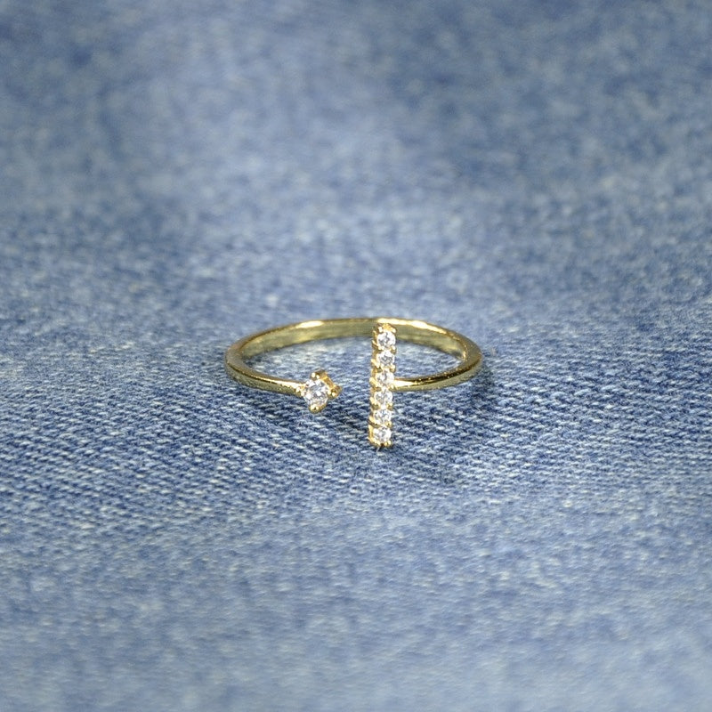 Girl Gang Minimalist T Shaped Ring